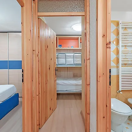 I 2 Pini For 6 With Balcony - Happy Lägenhet Oulx